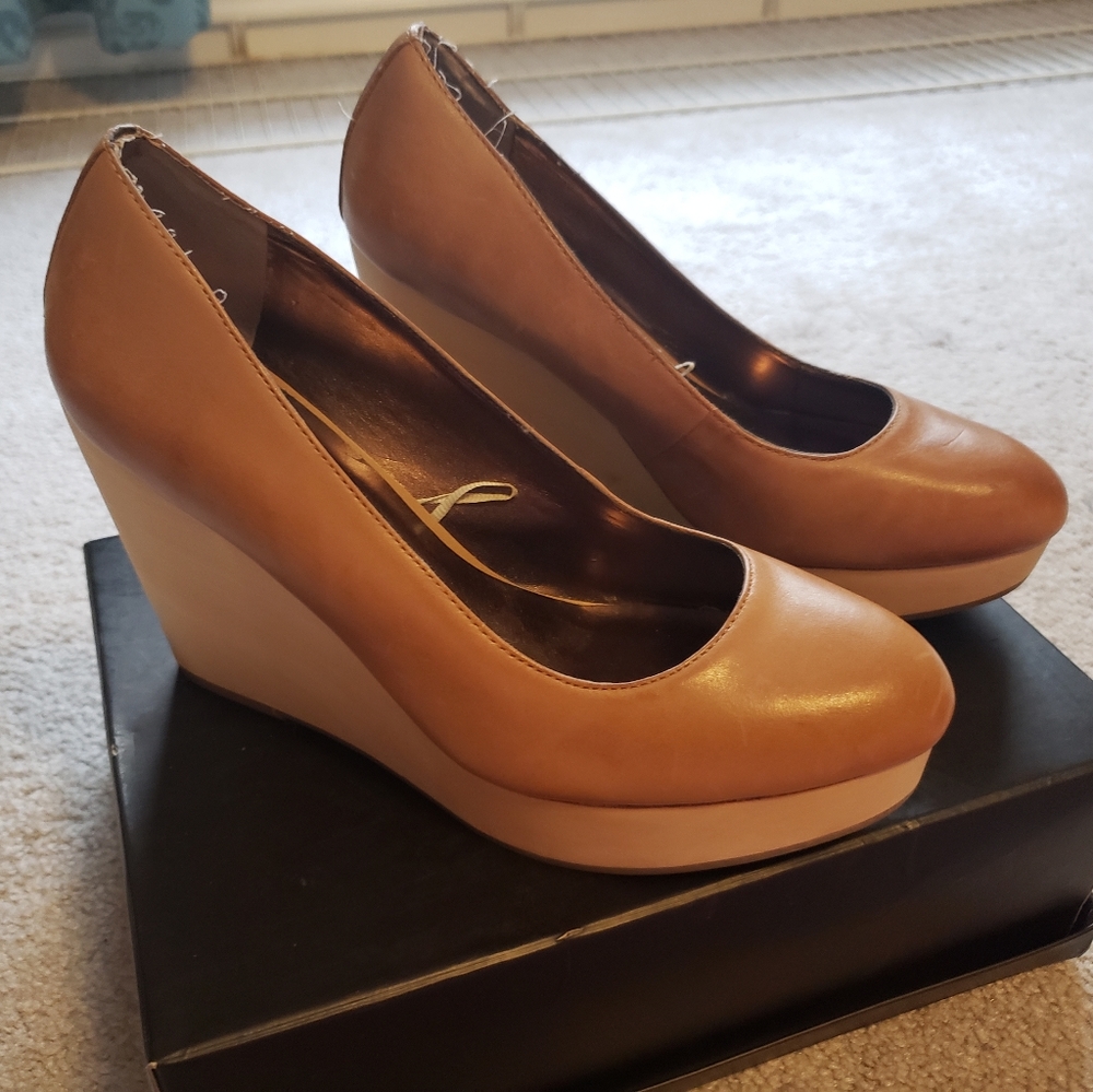 Tan Wedges